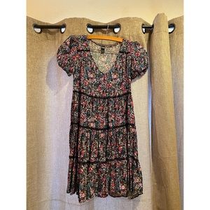 LIKE NEW Wild Fable Floral Tiered Dress